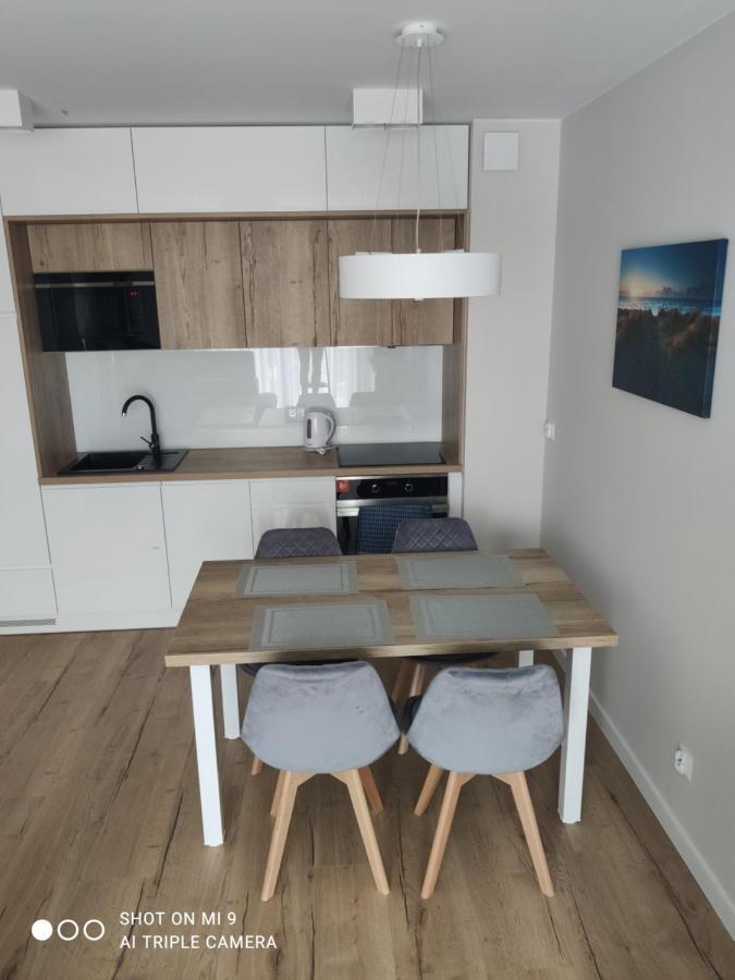 Apartament Szafir W Budynku Basenowym Morska Klifowa Rewal Bagian luar foto