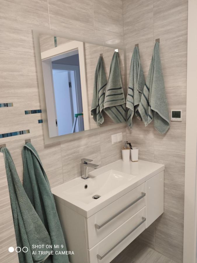 Apartament Szafir W Budynku Basenowym Morska Klifowa Rewal Bagian luar foto